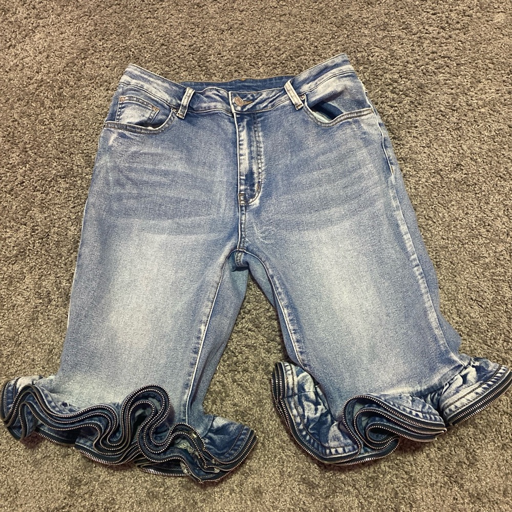 AKIRA Blue Ruffled Jean Shorts